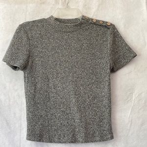 Active USA Pullover Gray Short Sleeve Sweater Knit Top